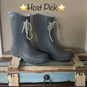 ⭐️HP 10/07⭐️ Nomad rain boots with laces